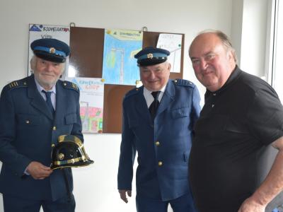 Nové helmy pro uhlířskojanovické hasiče